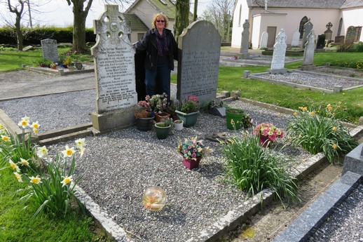 Graves of Laurence & Mary Nowlan, Dumphrea