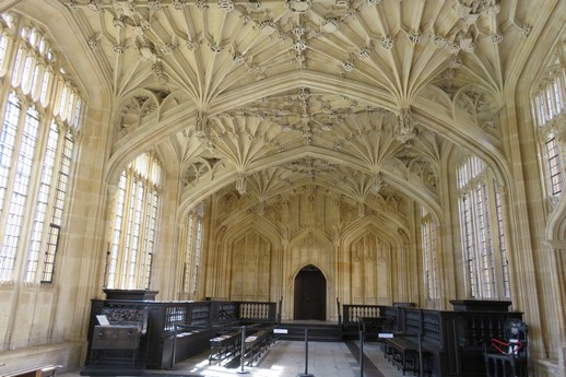 Oxford - Bodleian Library - Divinty School