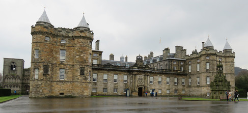 Palace of Hollyroodhouse - Queen's official residence in Scotland