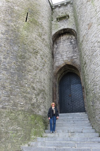 No door is too big for the medieval door to door salesperson